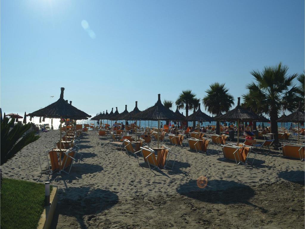 Holiday Home Pishat E Buta 28 Golem  Buitenkant foto